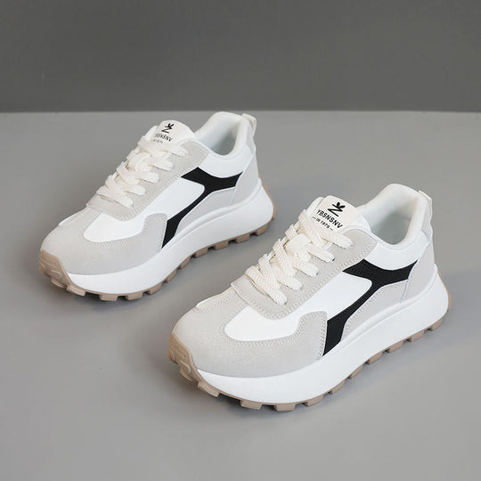 Damen Sportliche Sneaker mit dämpfendem Sohlenprofil und atmungsaktiver Oberflächenstruktur EB