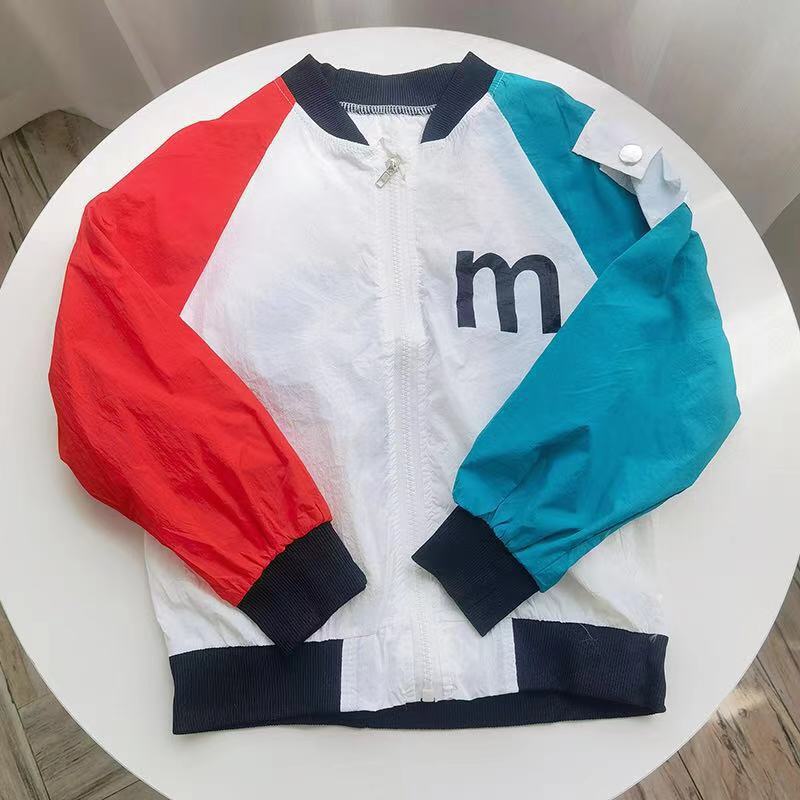 Damen Leichte Kapuzenjacke mit verspieltem Motiv EB