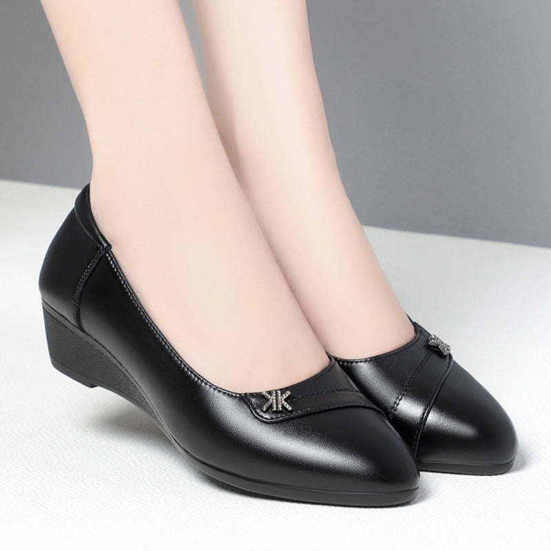 Damen elegante Wedge-Pumps mit modischem Riemchen und bequemem Fußbett EB