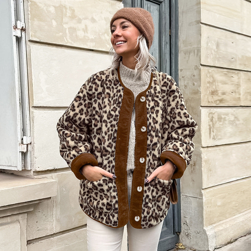 Damen Kuschelweiche Leopardmuster Jacke mit Knopfverschluss und hohem Kragen EB