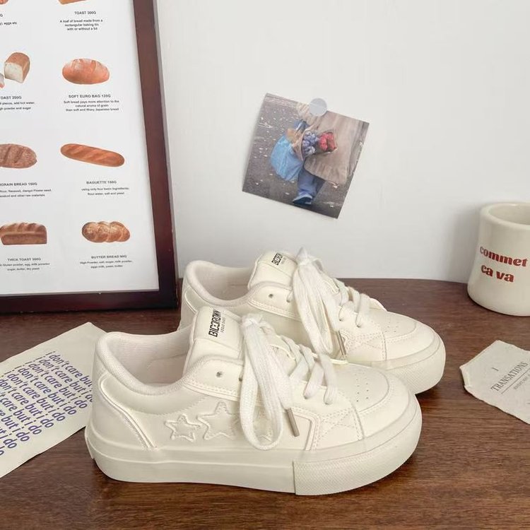 Damen Sportliche Sneakers mit modischen Sternenapplikationen EB