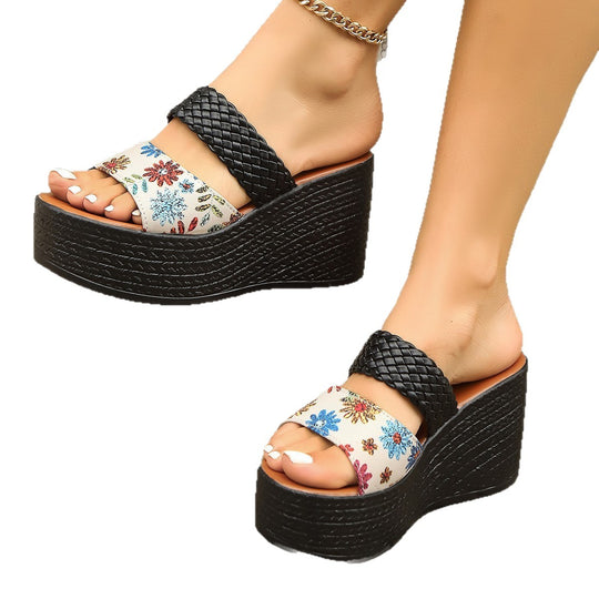 Damen Wedge-Pantoletten mit floralen Akzenten und geflochtenem Obermaterial EB