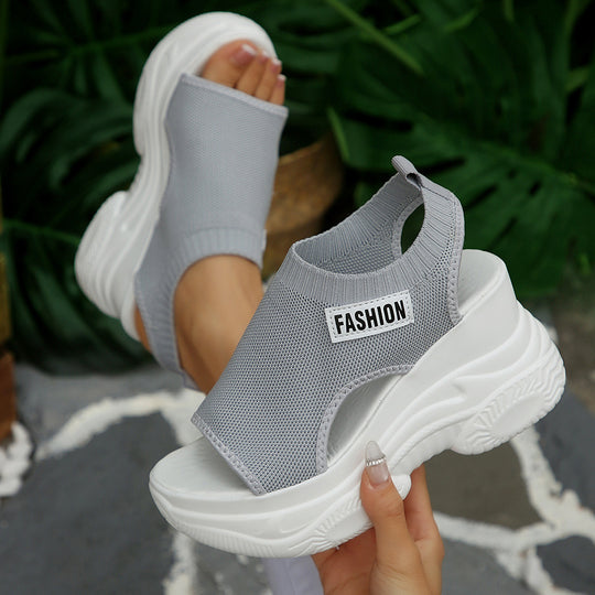 Damen Komfortable und modische Riemchen-Sandalen mit Plateau-Rand EB