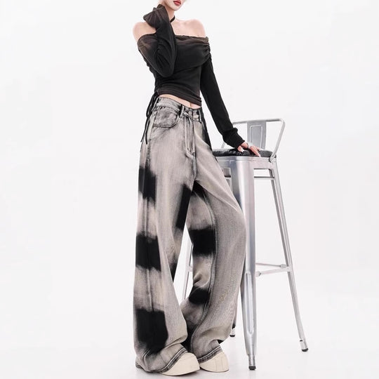 Damen Weite Designer-Jeans mit kreativen Batikmustern EB
