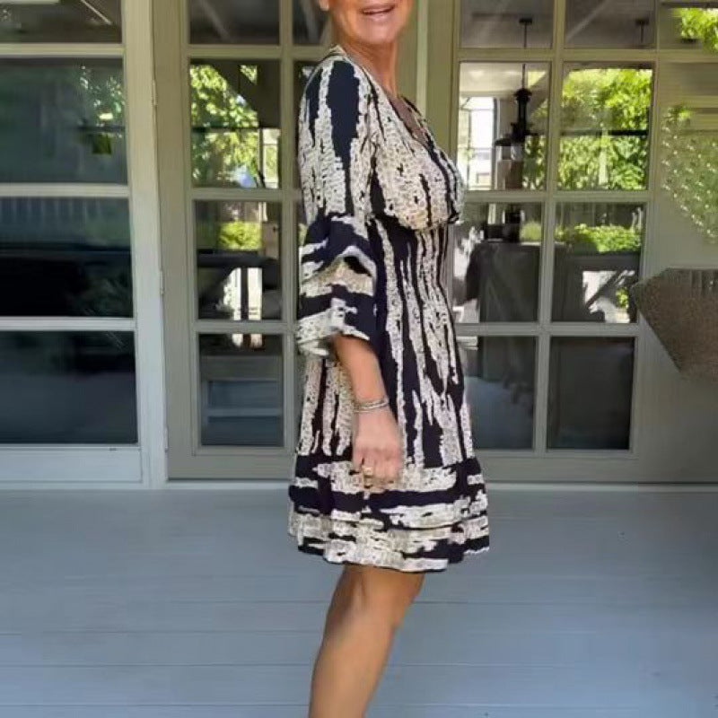 Damen Sommerkleid mit eleganten Volantärmeln und V-Ausschnitt EB