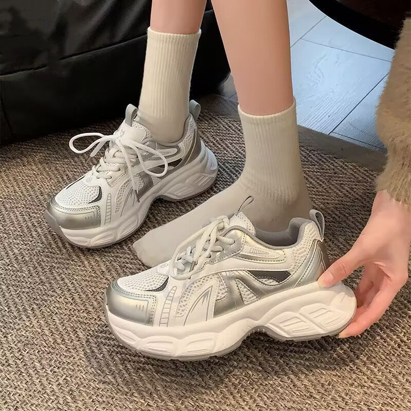 Damen Sportliche Hochleistungs Sneakers mit reflektierenden Elementen EB