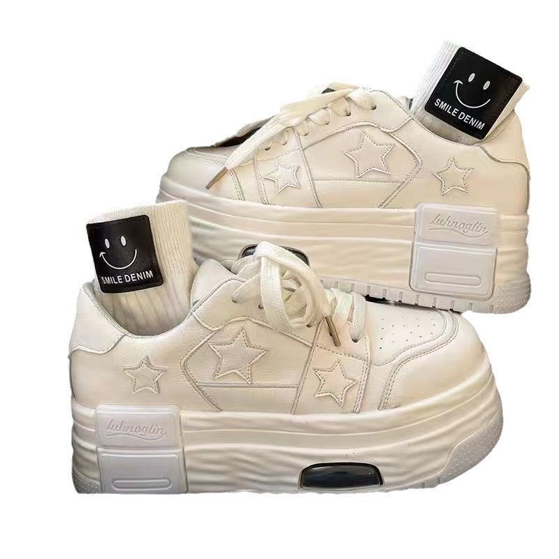 Damen modische Plateau-Sneaker mit Sternenapplikationen und verstärktem Sohlenprofil EB