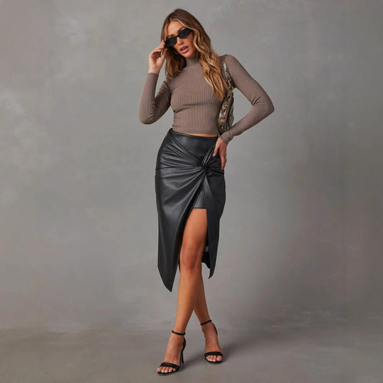 Damen Kunstleder-Rock mit asymmetrischem Schnitt und dekorativem Knoten EB