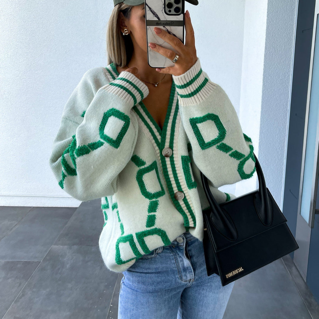 Damen Grobstrick-Cardigan mit 3D-Strukturmotiv, V‑Ausschnitt und Knopfleiste EB