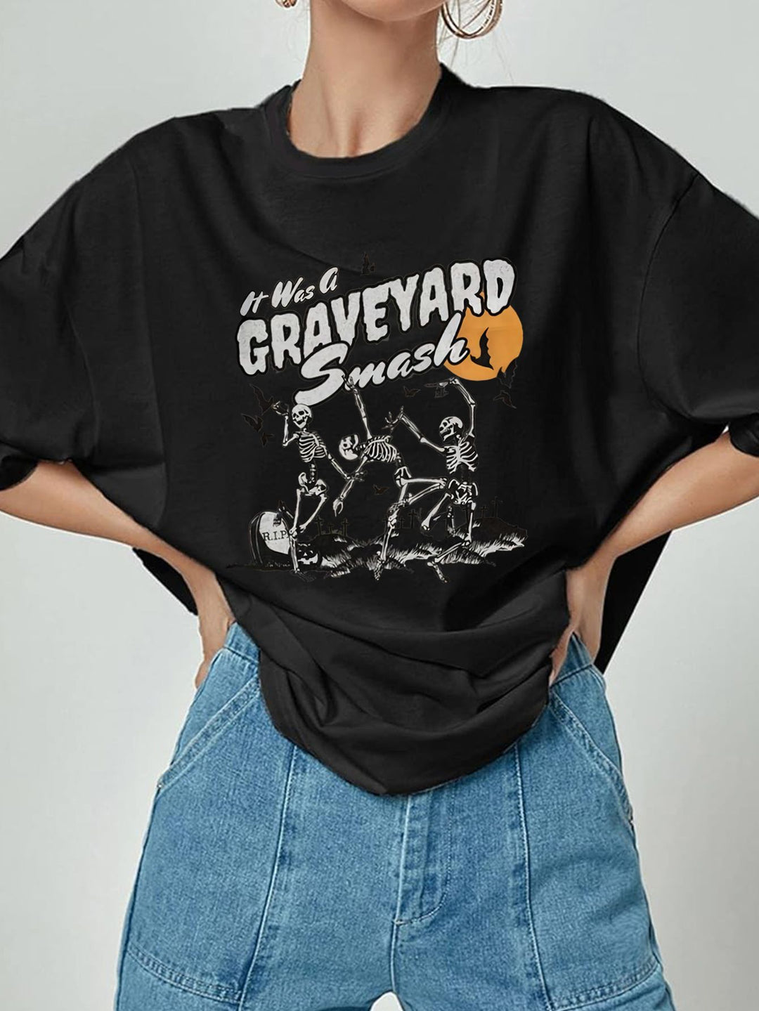Damen T-Shirt mit künstlerischem Skelettmotiv und einzigartigem Druck EB