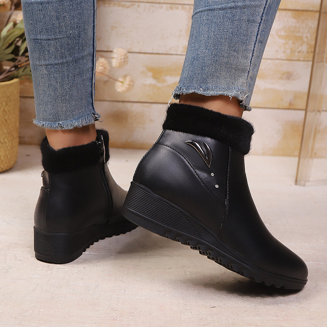 Damen Wedge-Stiefeletten mit weichem Innenfutter und modischem Reißverschluss EB
