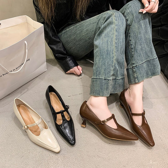 Damen Ballerinas mit elegantem Riemchen und spitzem Zehenbereich EB