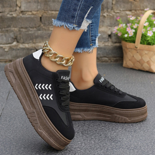 Damen Sneakers mit dicker Laufsohle und modischem Design EB