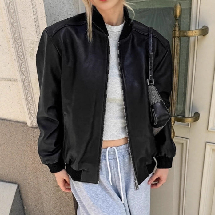 Damen Modische Bomberjacke aus weichem Kunstleder mit elastischen Bündchen EB
