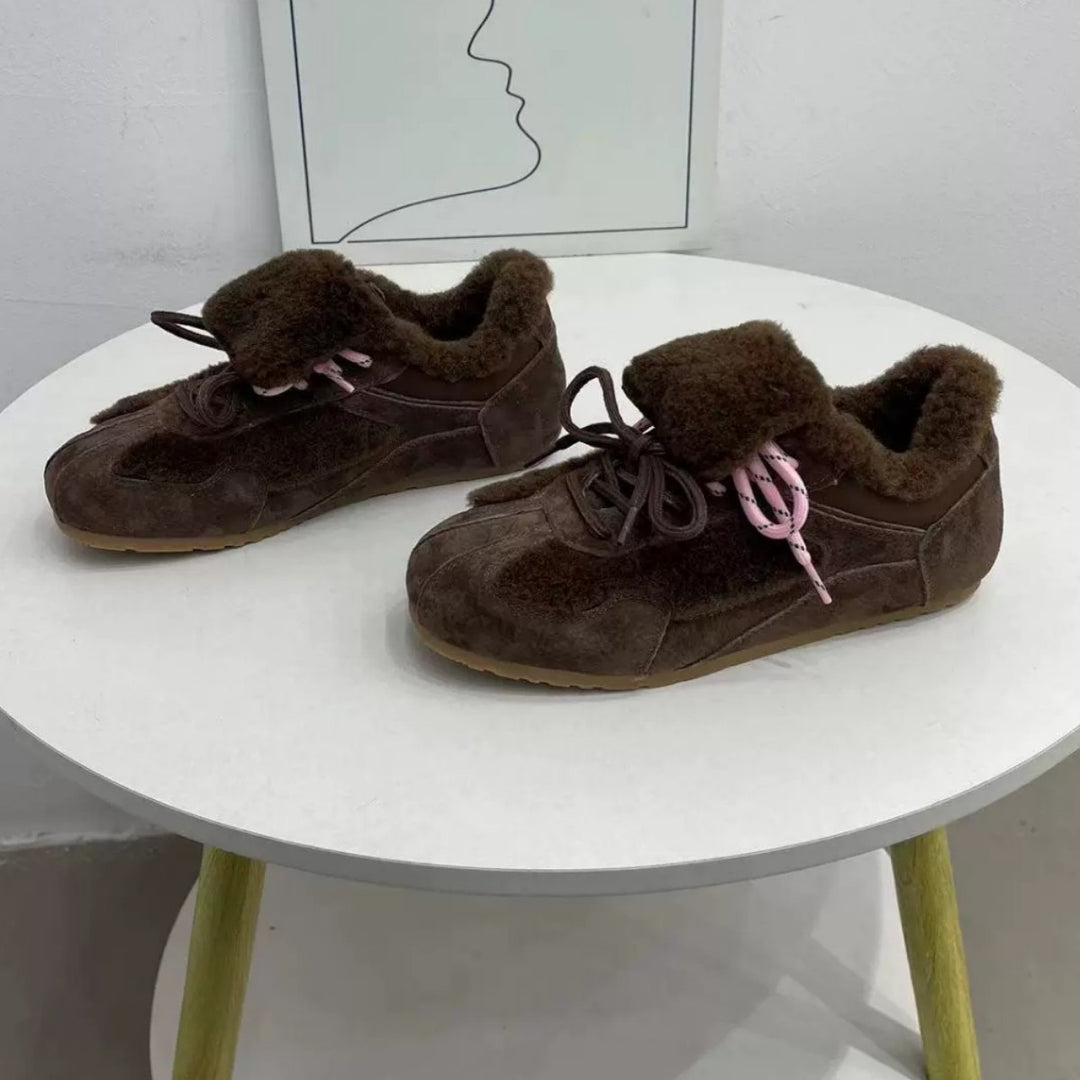 Damen Sportliche Fleece-Sneaker mit weichem Innenfutter und rutschfester Sohle EB