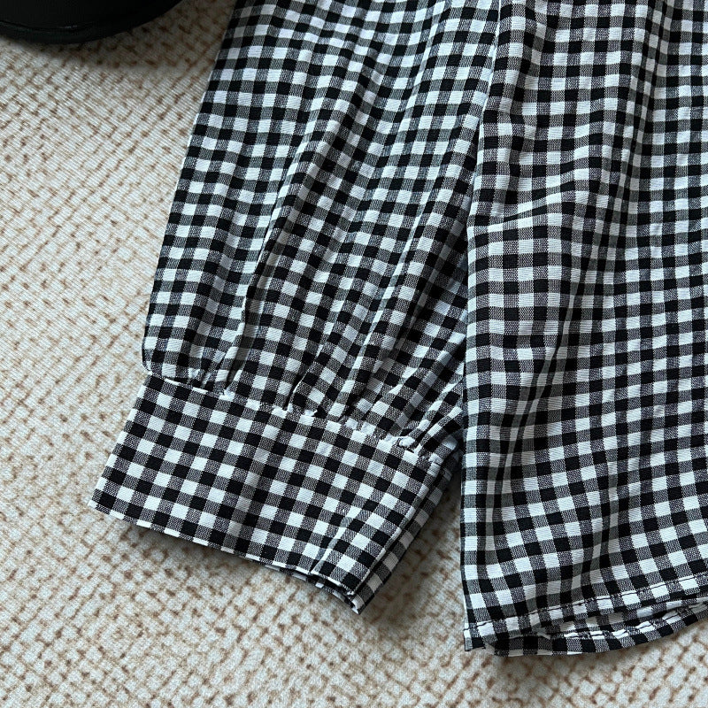 Damen Bluse mit großem Kragen und Rüschendetails EB