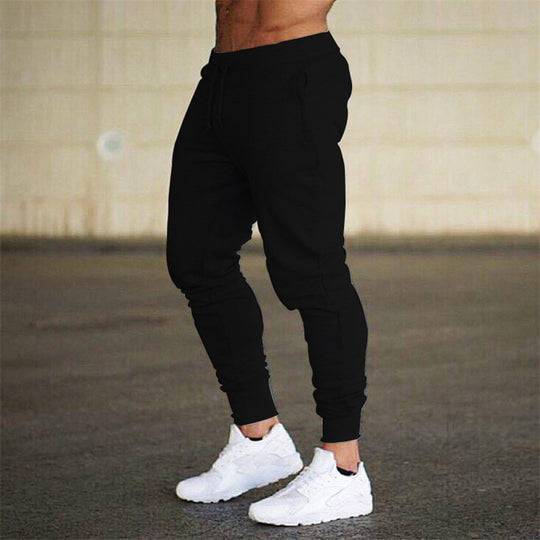 Herren Sportliche Jogginghose mit modernem Schnitt und praktischen Taschen EB