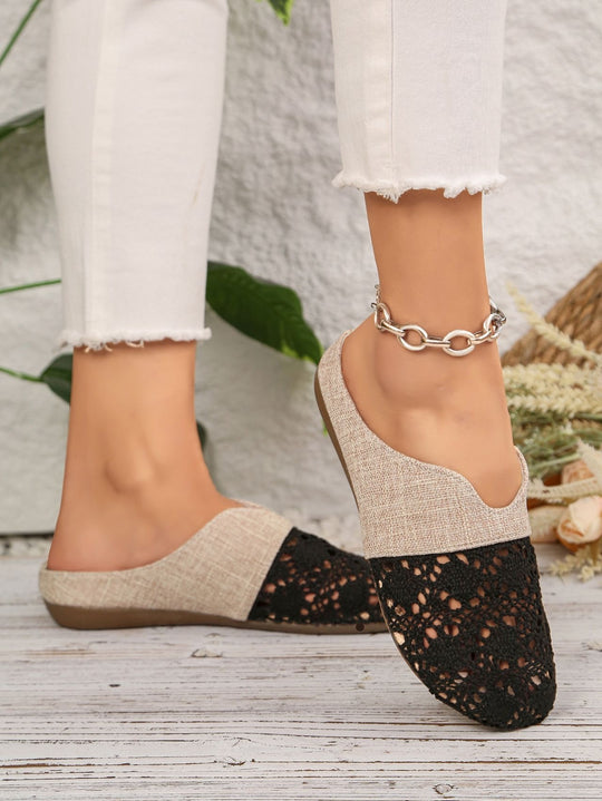 Damen Elegante und bequeme Slipper mit besonderen Häkelverzierungen EB