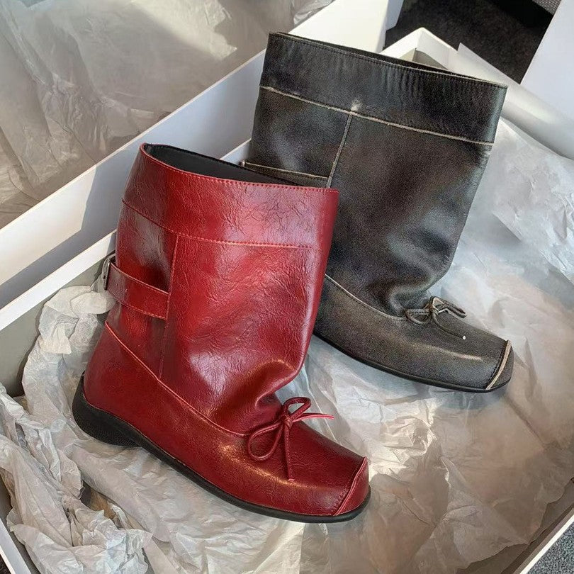 Damen modische Stiefeletten mit einzigartigem Schnitt und praktischem Riemen EB