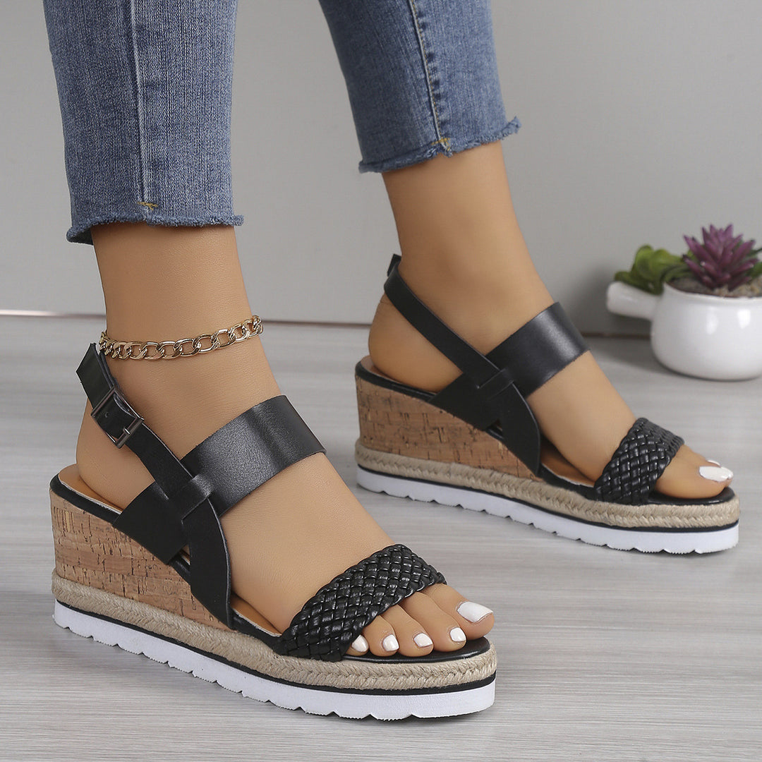 Damen Wedge-Sandaletten mit raffiniertem Flecht-Design und komfortablem Fußbett EB