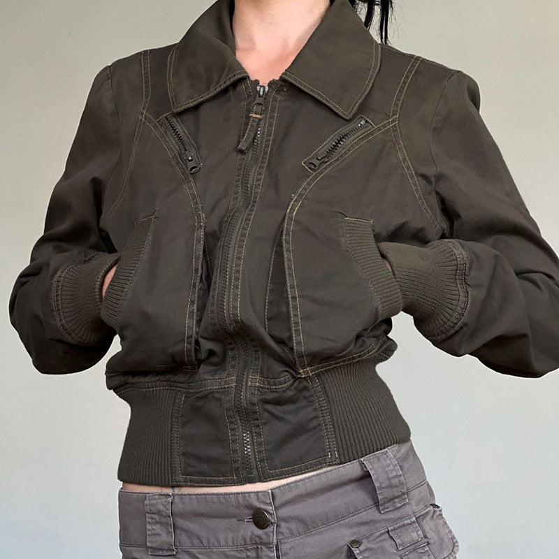 Damen nan taillierte Bomberjacke mit breitem Rippenbund, zwei Schrägtaschen und dekorativen Reißverschluss-Details EB