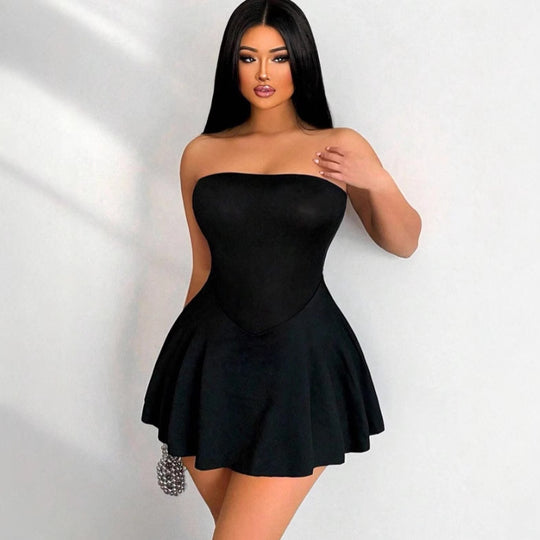 Damen Mini-Kleid mit schulterfreier Silhouette EB