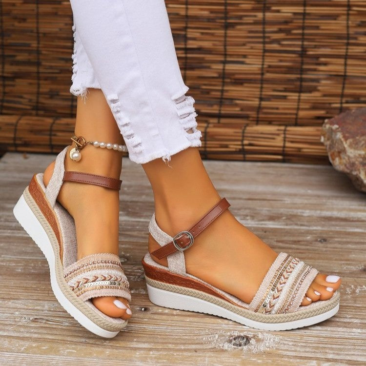 Damen elegante Plateau-Sandalen mit kunstvollen Verzierungen EB