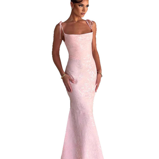 Damen Elegantes Maxikleid mit verführerischen Spaghettiträgern EB