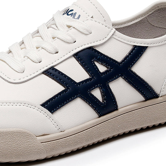 Damen Sportliche Sneakers mit modischem Einsatz und rutschfester Sohle EB