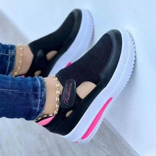Damen  atmungsaktive Strick-Sneaker mit Klettverschluss, Cut-Outs und Plateau-Luftsohle EB