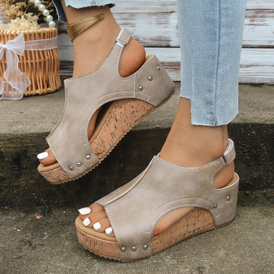 Damen Keil-Sandalen mit modischem Schliff und hochwertiger Korksohle EB