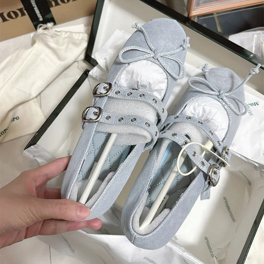 Damen Ballerinas mit doppeltem Riemendesign und zartem Schleifendetail EB