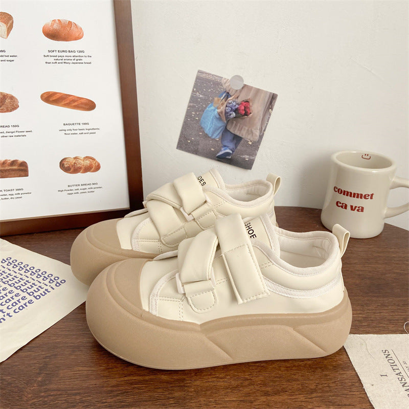 Damen Sneaker mit verstellbarem Klettverschluss und dicker Sohle EB