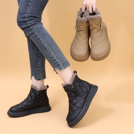 Damen warme Winterstiefel mit isolierender Fütterung und praktischem Reißverschluss EB
