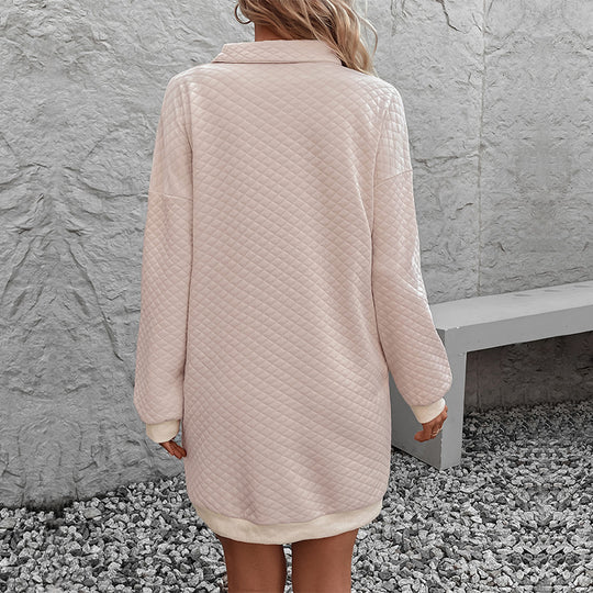 Damen Sweatkleid mit modernem Stehkragen und strukturiertem Design EB