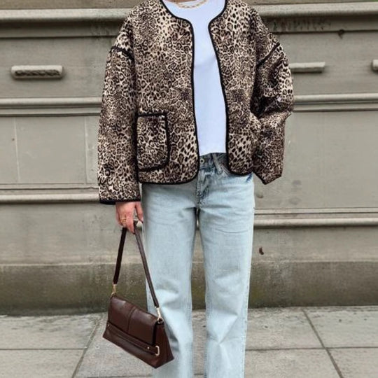 Damen Steppjacke mit Leoprint und praktischen Taschen EB