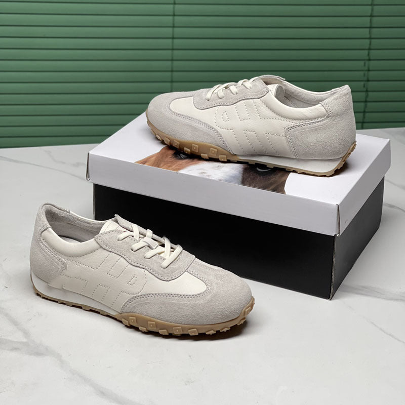 Damen Sportliche Sneaker mit hochwertigem Wildleder-Obermaterial und rutschfester Sohle EB