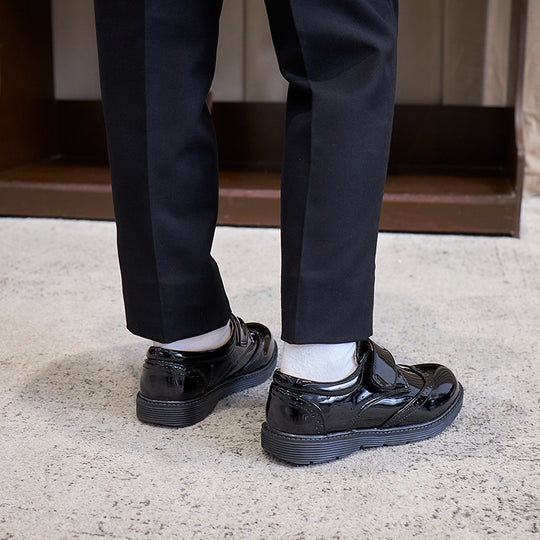 Damen Komfortable Schnürschuhe mit Klettverschluss und Hochglanz-Oberfläche EB