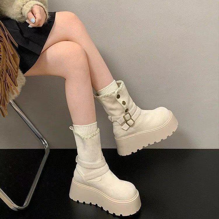 Damen Schicke modische Stiefeletten mit Plateau- und Schnallen-Detail EB