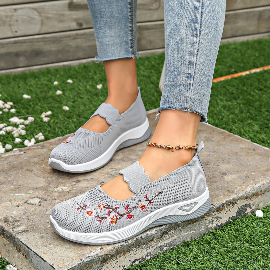 Damen Bequeme Sneaker mit floralen Stickereien EB