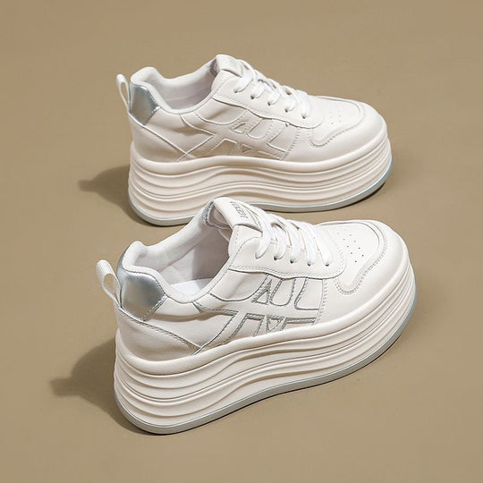 Damen Plateau Sneaker mit grafischem Muster und dämpfender Sohle EB