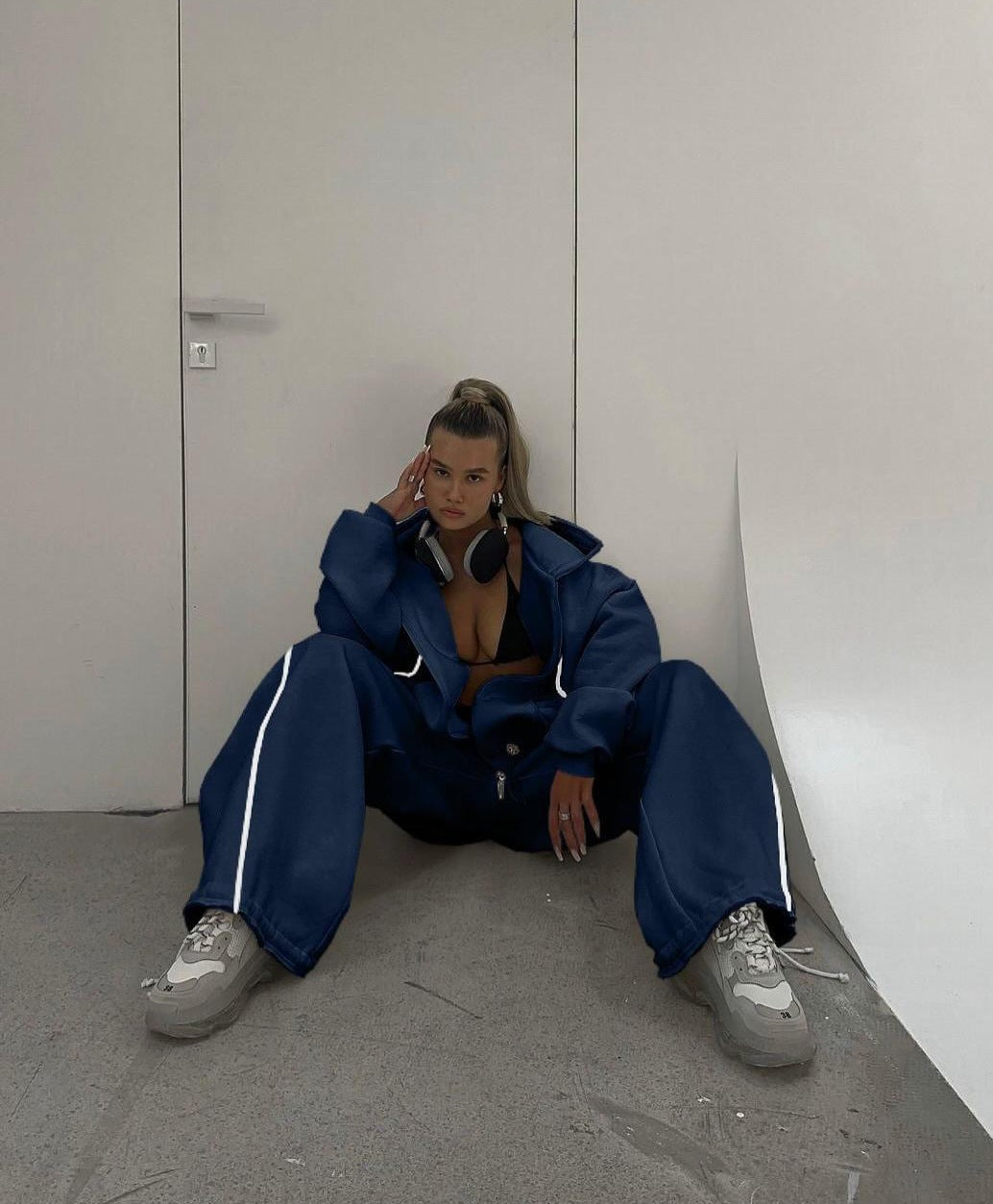 Damen nan weites Oversize-Trackset mit Reißverschluss-Kapuzenjacke und extraweiter Loungehose EB