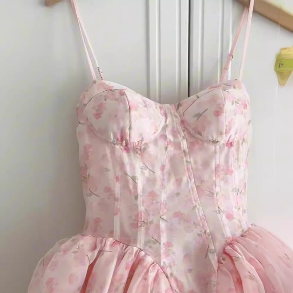 Damen Cocktailkleid mit trägerlosem Oberteil und schwingendem Tüllrock EB