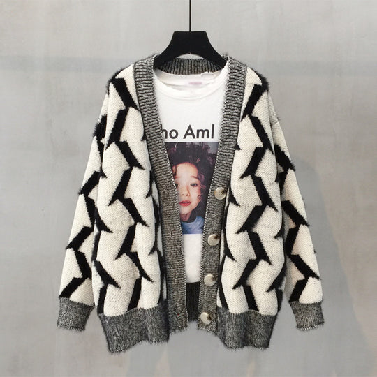 Damen Grobstrick Cardigan mit modernem Zickzackmuster und Knopfdetails EB