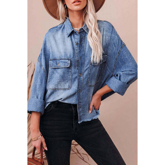Damen Lässige Denimbluse mit Fransen und aufgesetzten Taschen EB