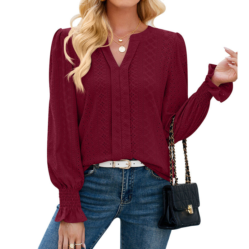 Damen Bluse mit elegantem Lochmuster und lässigem Schnitt EB
