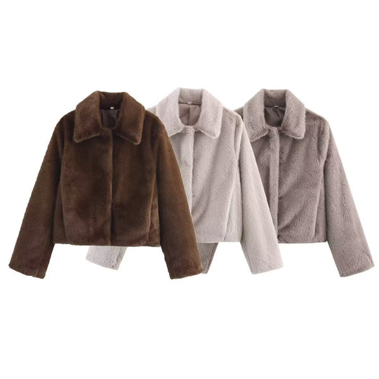 Damen nan kurz geschnittene Kunstfelljacke mit Umlegekragen, weichem Innenfutter und cooler Cropped-Silhouette EB
