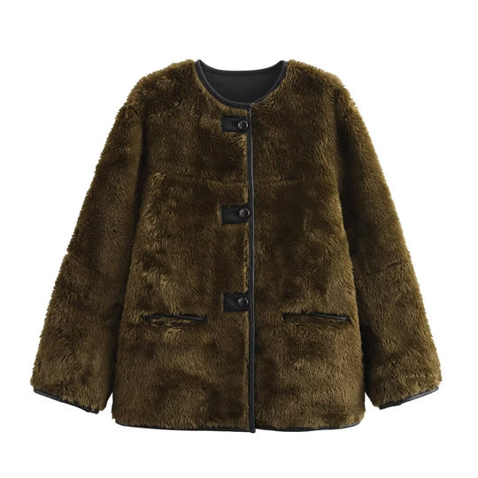 Damen Kuscheljacke mit hochwertigem Kunstfell und praktischen Taschen EB