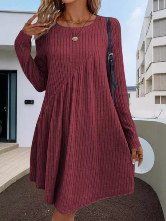 Damen lässiges Ripp-Kleid mit asymmetrischem Design EB