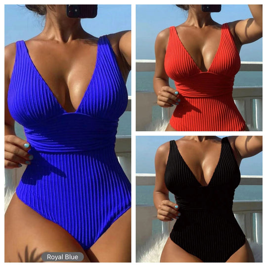 Damen Hochgeschnittener Badeanzug mit strukturiertem Rippdesign EB